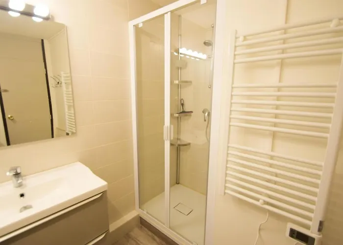 Le France - 2 Pieces + 6 Pers - Le France - 830fr - Plagne Centre Mae-1474 Apartmán La Plagne